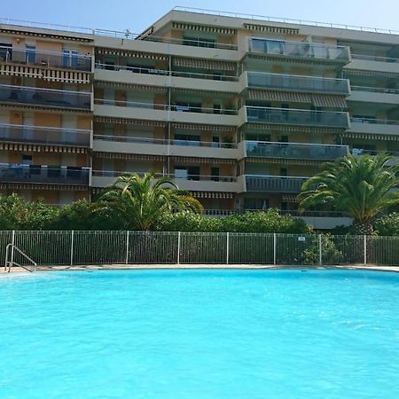 Frejus Plage, Appartement Entier , Piscine,Parking,Plage A 200M Экстерьер фото