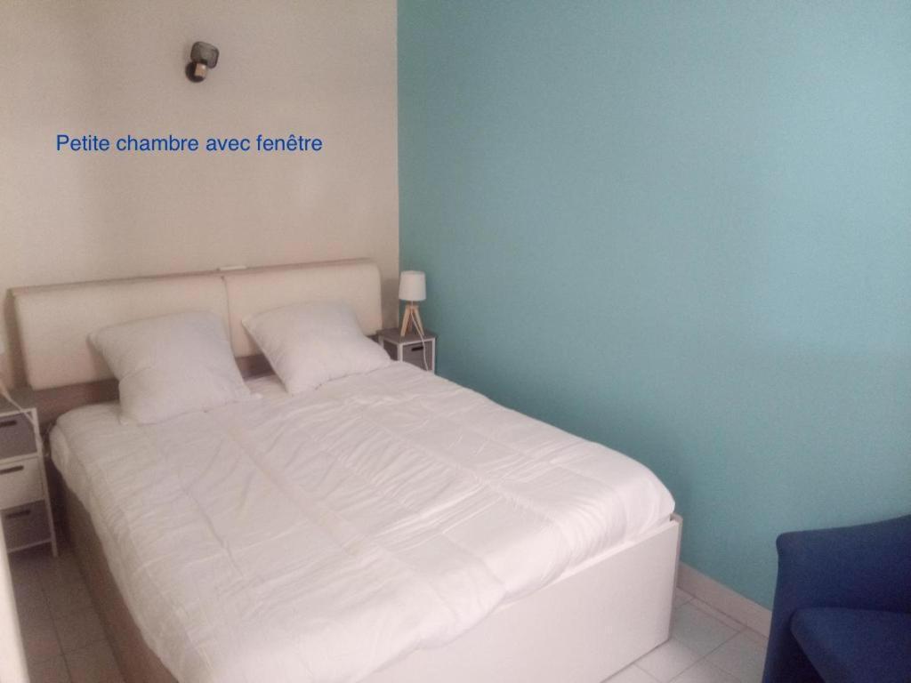 Frejus Plage, Appartement Entier , Piscine,Parking,Plage A 200M Экстерьер фото